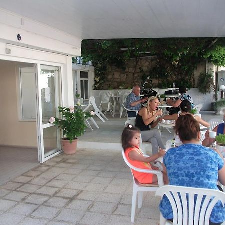 Tug Hotel Kusadası Exteriör bild